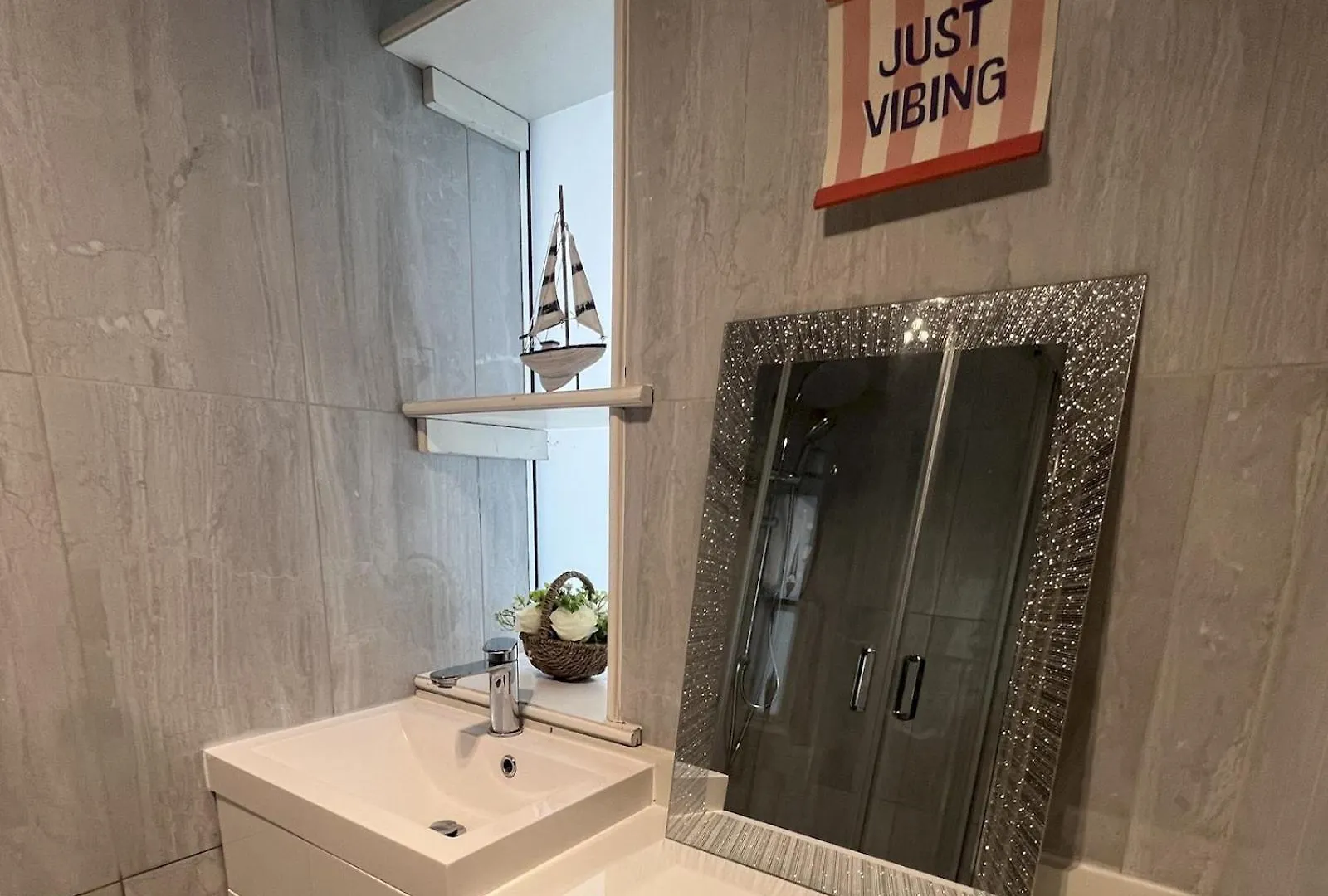 Cosy Getaway Central Apartment Pass The Keys Brighton